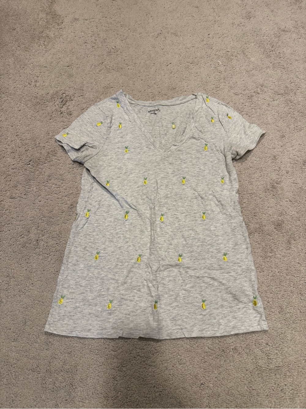 Woman’s Gray Pineapple-Embroidered V-Neck Tee